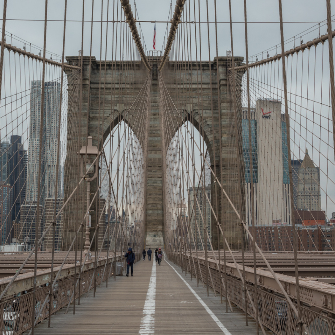 Brooklyn Bridge and Manhattan Skyline – Your Photo Assistant – Your Photo Assistant Brooklyn Bridge with the Manhattan skyline in the background